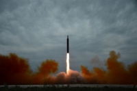 Προς αναθεώρηση η συμφωνία ΗΠΑ - Ν. Κορέας για τους βαλλιστικούς πυραύλους