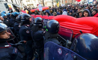 Συγκρούσεις αστυνομίας με ακροαριστερούς διαδηλωτές στο Μιλάνο