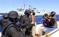 Πειρατές επιτέθηκαν σε δεξαμενόπλοιο στον Κόλπο του Ομάν