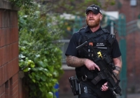 Ποιος είναι ο δράστης της πολύνεκρης τρομοκρατικής επίθεσης στο Μάντσεστερ