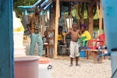 Γιατροί Χωρίς Σύνορα: Το αγόρι που νίκησε τον Εμπολα χορεύοντας