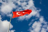 Τουρκία: Στο 75,45% εκτοξεύτηκε ο επίσημος πληθωρισμός – Για 120,66% κάνουν λόγο οι οικονομολόγοι